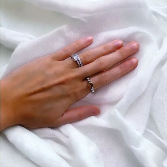 Silver and Gold Beaded Ring - Picture 3 of 3